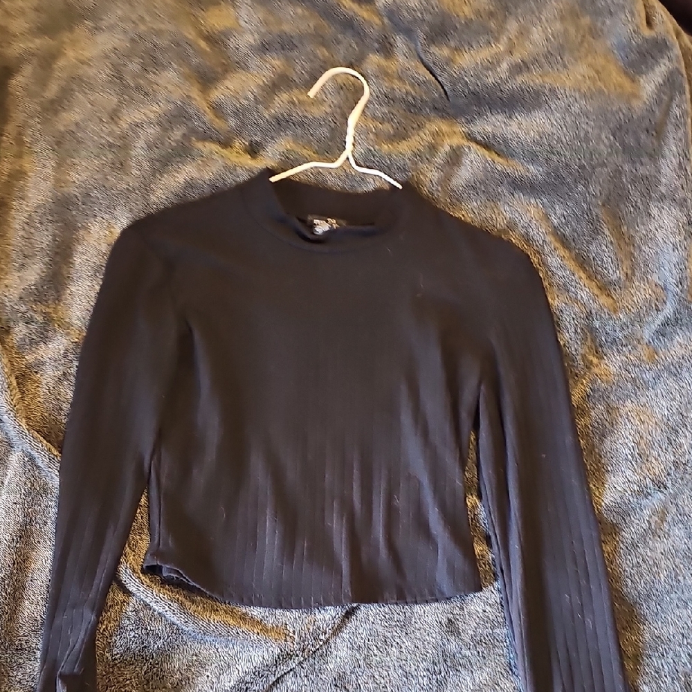 Rue21 Black Long Sleeve Women's Sweatshirt